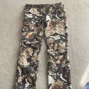 Killik xl Camo Pants youth like new hunting